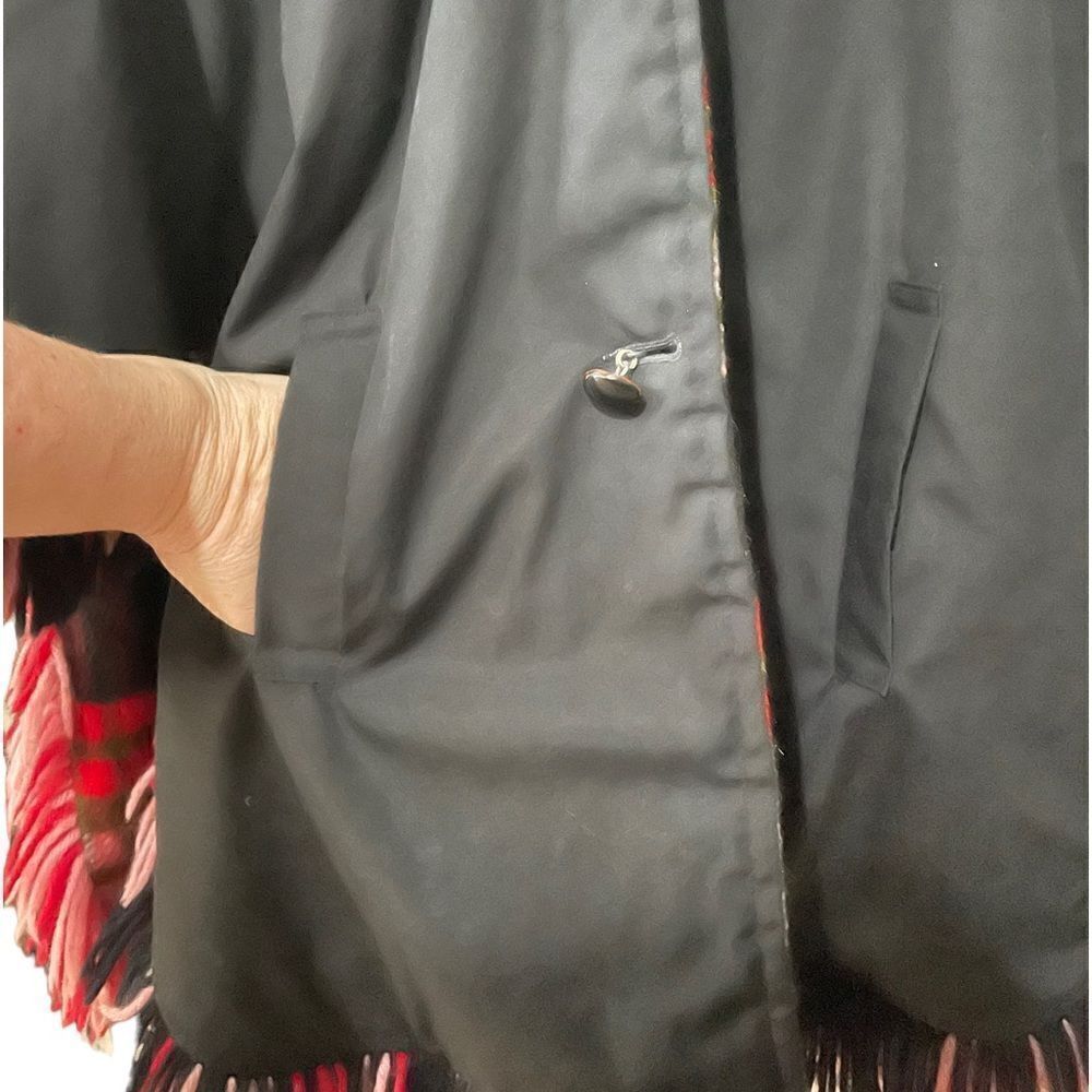 Pioneer Wear RARE Reversible Riding Poncho Wool Red Buffalo Plaid Waterproof - Picture 4 of 12
